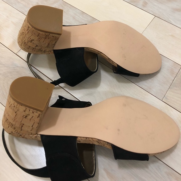 Tahari cork and suede Sandals - Picture 4 of 5